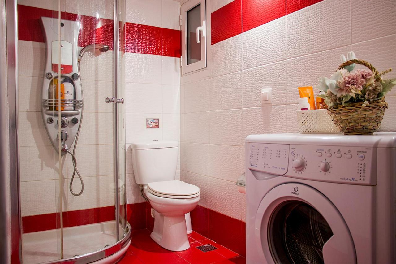 City Stay Close To The Metro A Charming Flat Athen Eksteriør billede