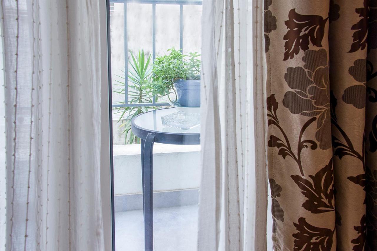 City Stay Close To The Metro A Charming Flat Athen Eksteriør billede