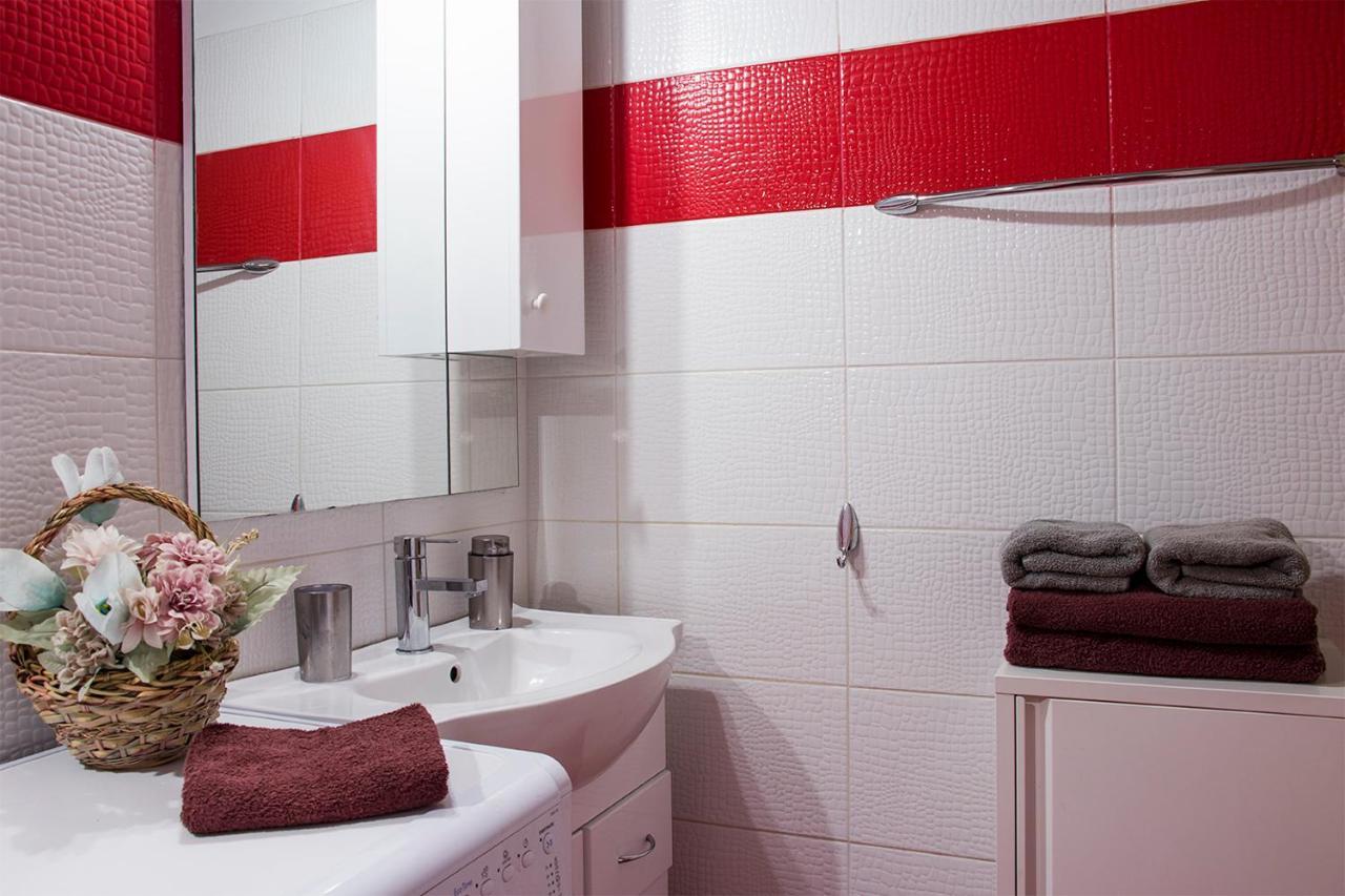City Stay Close To The Metro A Charming Flat Athen Eksteriør billede
