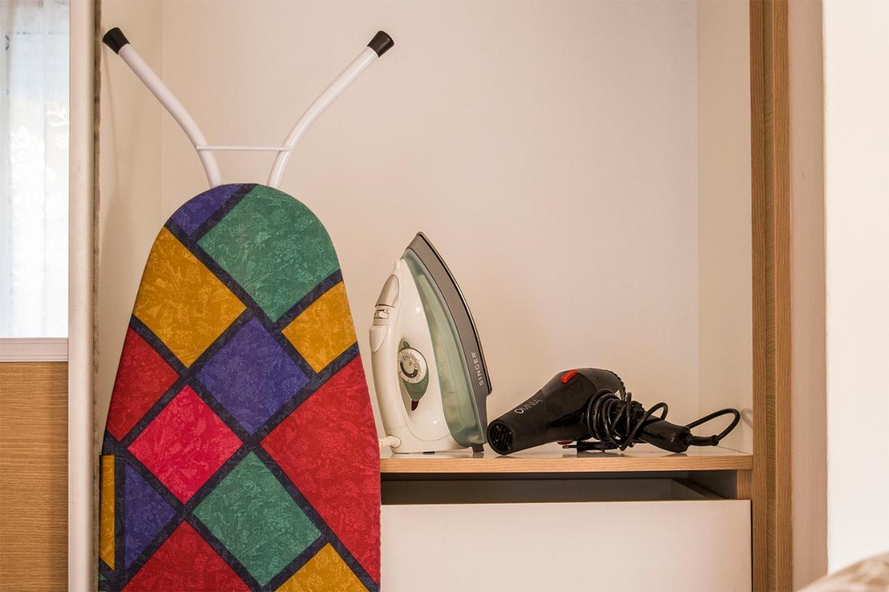 City Stay Close To The Metro A Charming Flat Athen Eksteriør billede